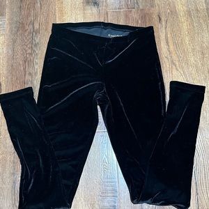 Simply Vera Wang Black Velvet Leggings